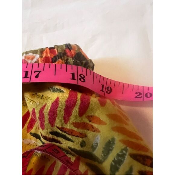 Sundance yellow and red cotton shorts - Picture 3 of 5